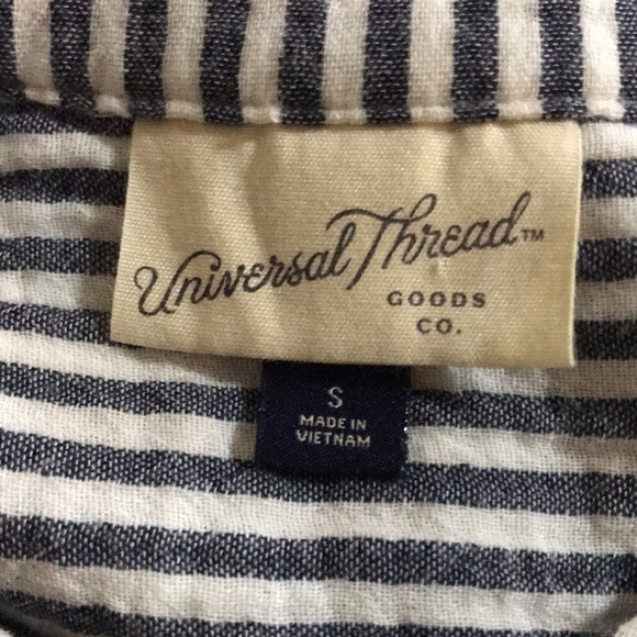 Universal Thread Blouse Sm - Picture 6 of 6